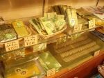琉球ガラスとやちむんの店 ハイビスカス
