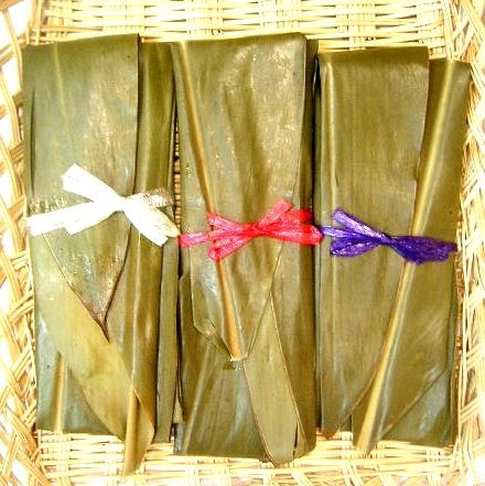 沖縄の厄除け餅 カーサームーチー3個セット 数量限定 代金引換は注文不可 沖縄良品ショップちばや 日本全国各地の名産品やお土産のお取り寄せモール 風土jp