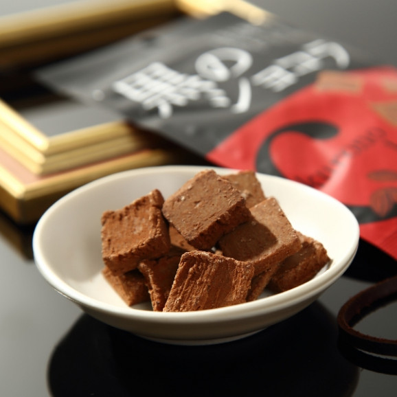 黒のショコラ ミルクチョコ味 40g | 日本全国各地のお取り寄せモール風土jp