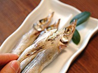 【送料無料】 沖ウルメ丸干し 1kg(200g×5袋) | 日本全国各地の名産品やお土産のお取り寄せモール 風土jp