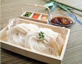 ほんまもんの三輪素麺　K−1kg紙箱 | 日本全国各地の名産品やお土産のお取り寄せモール 風土jp