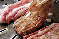 奥津軽いのしし肉 バラ肉(スライス) 250g | 日本全国各地の名産品やお土産のお取り寄せモール 風土jp